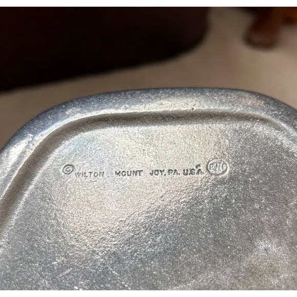 Vintage Pewter Tray with Give Us this Day Phrase and Farmer Working in Field - Picture 8 of 10